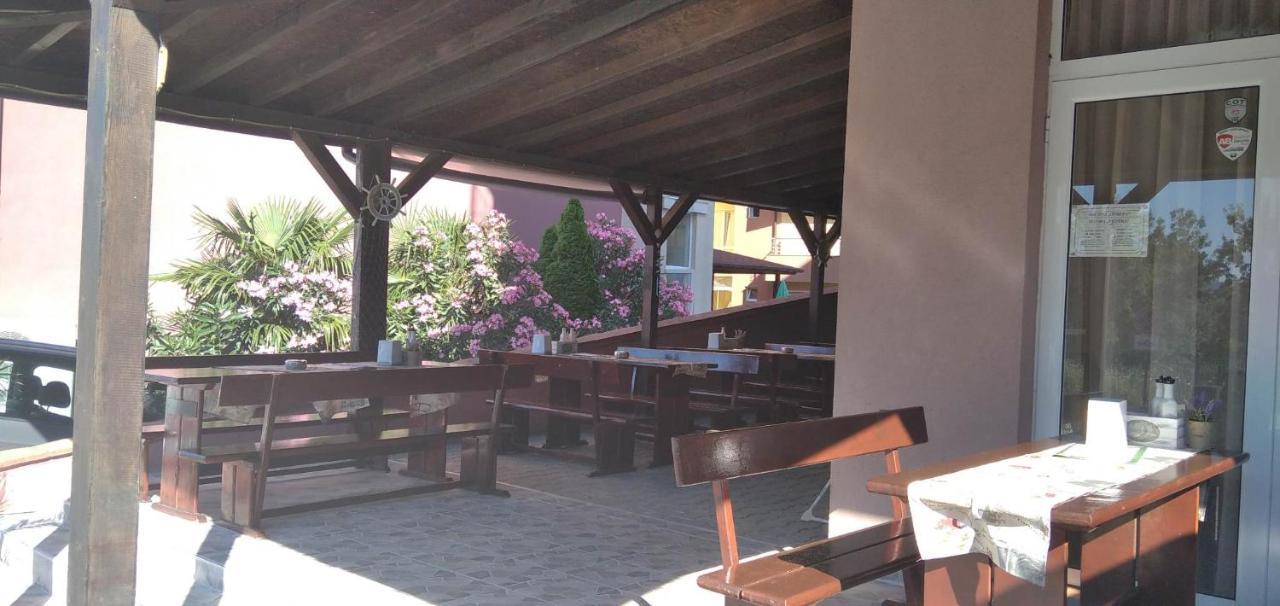Guest Rooms Venera Primorsko Zewnętrze zdjęcie
